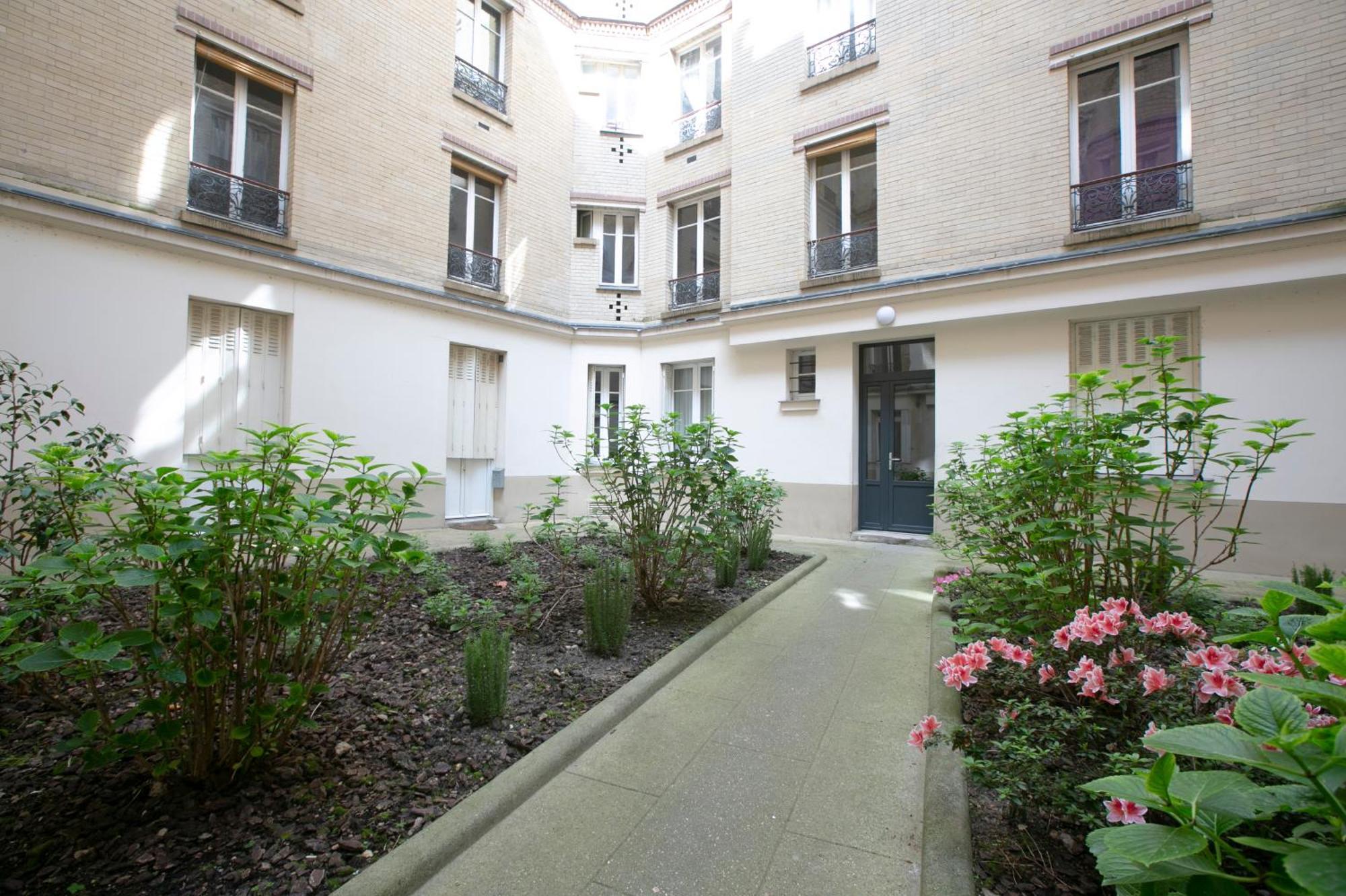 Warm 2 Bedrooms Apartement - C38 باريس المظهر الخارجي الصورة